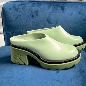 Retro 90s heeled mules, rubber chunky heel Y2K